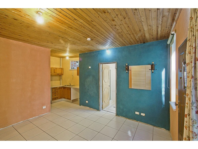 17 Quigan Terrace, Highland Park QLD 4211