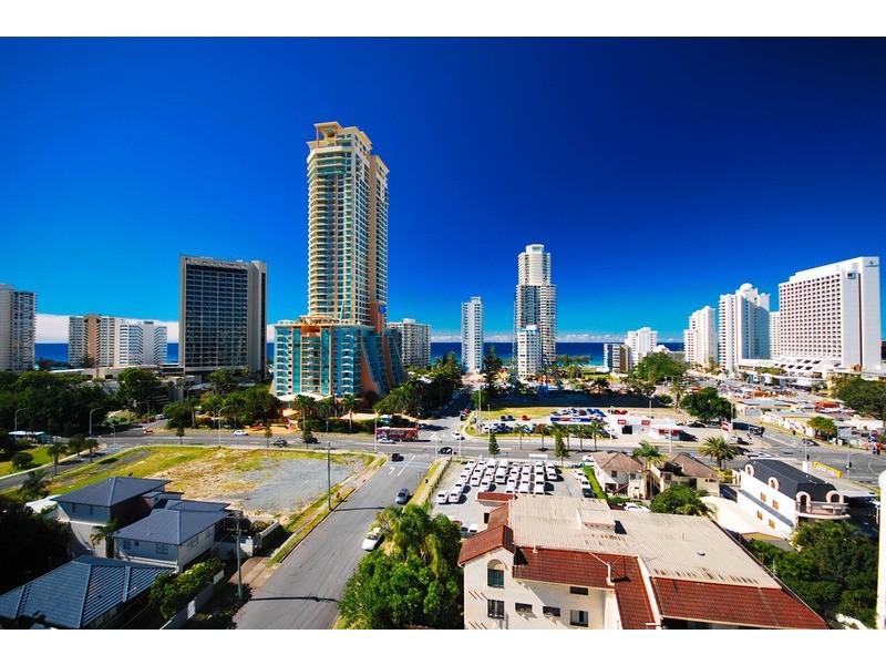 21 Cypress TRILOGY Avenue, Surfers Paradise QLD 4217