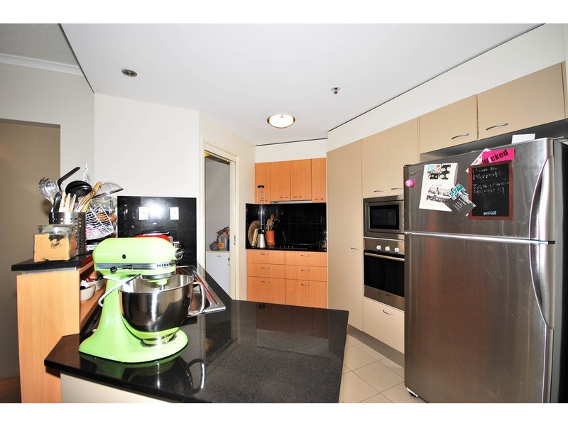 21 Cypress TRILOGY Avenue, Surfers Paradise QLD 4217