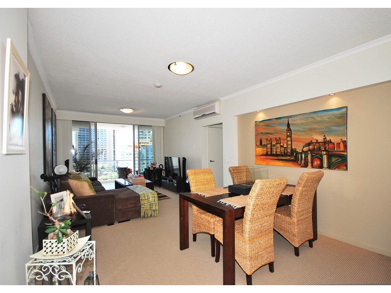 21 Cypress TRILOGY Avenue, Surfers Paradise QLD 4217