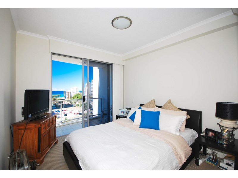 21 Cypress TRILOGY Avenue, Surfers Paradise QLD 4217