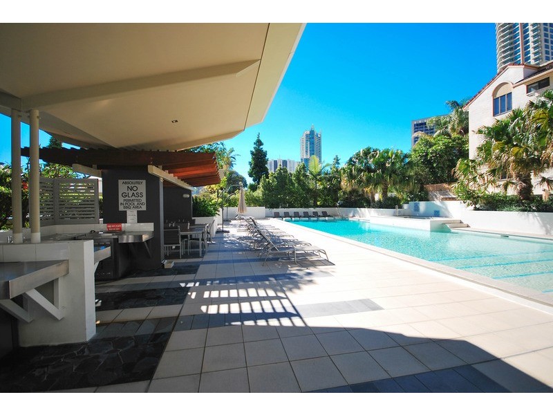 21 Cypress TRILOGY Avenue, Surfers Paradise QLD 4217