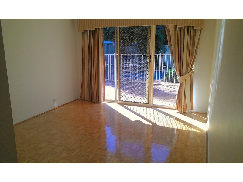 23 Forster  Avenue, Sorrento QLD 4217