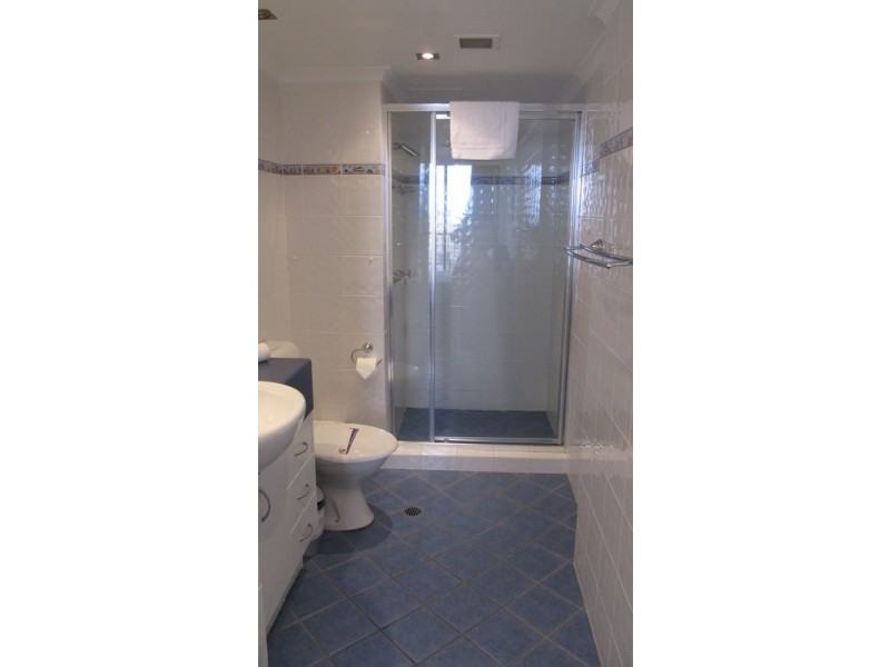 Aristocrat/19 Aubrey Street, Surfers Paradise QLD 4217