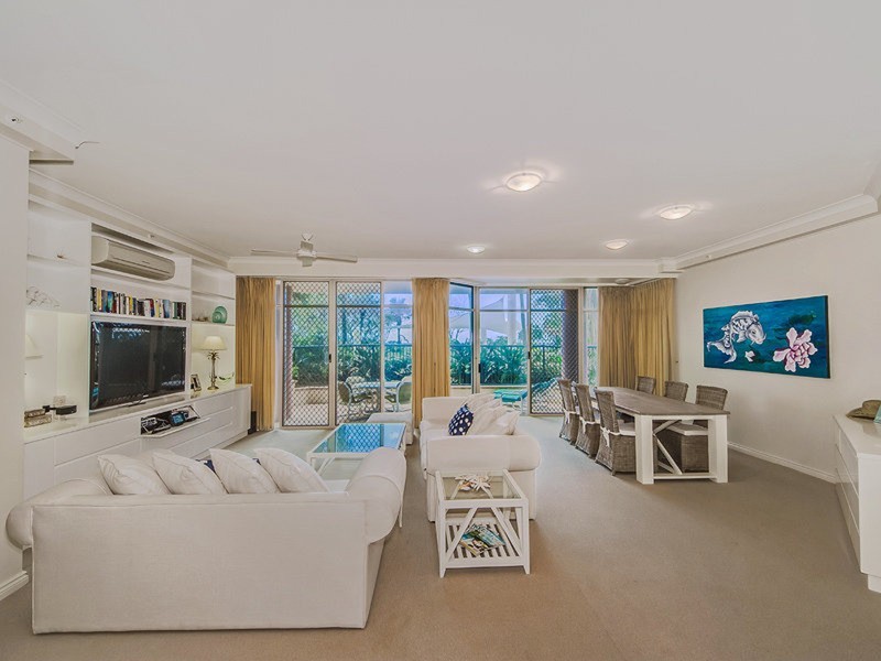 ‘Oceana on Broadbeach’/100 Old Burleigh Road, Broadbeach QLD 4218