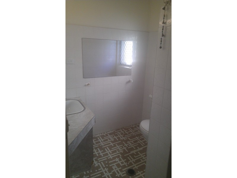 296 The Esplanade, Miami QLD 4220