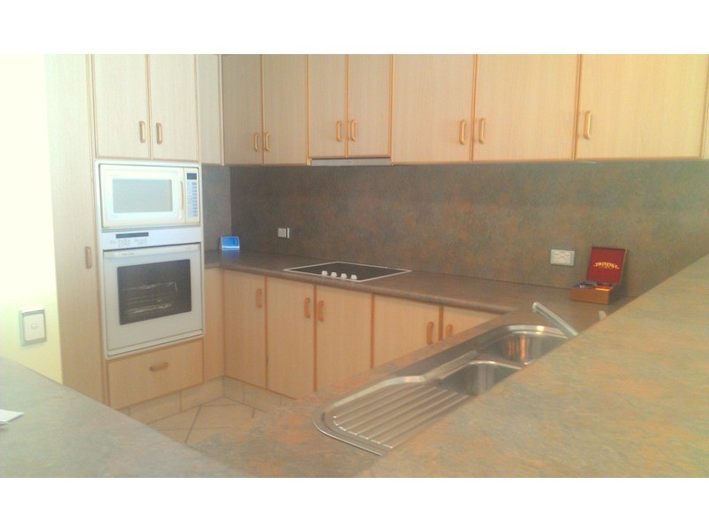 609/3400 Surfers Paradise  Boulevard, Surfers Paradise QLD 4217