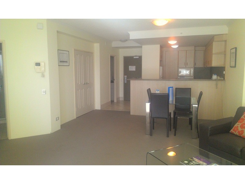 609/3400 Surfers Paradise  Boulevard, Surfers Paradise QLD 4217