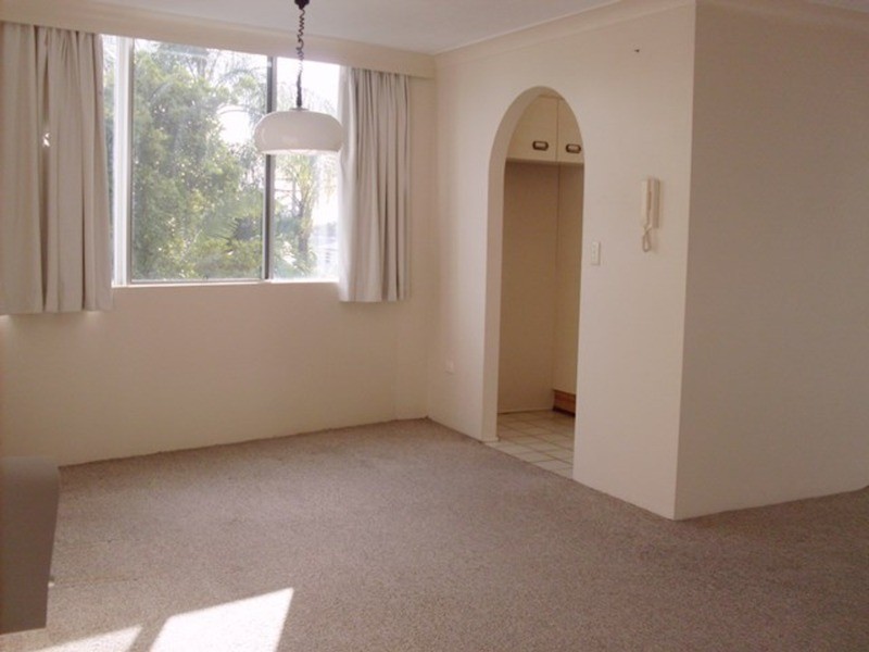 220 Surf Parade, Surfers Paradise QLD 4217