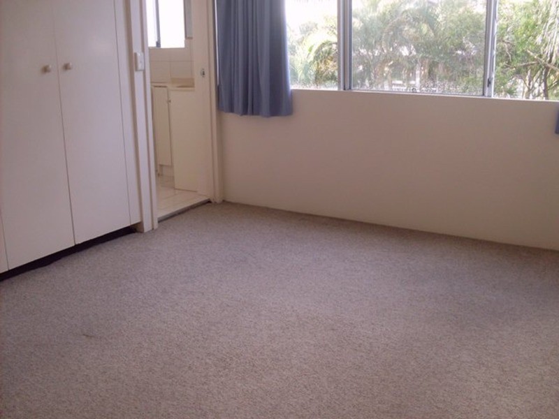 220 Surf Parade, Surfers Paradise QLD 4217
