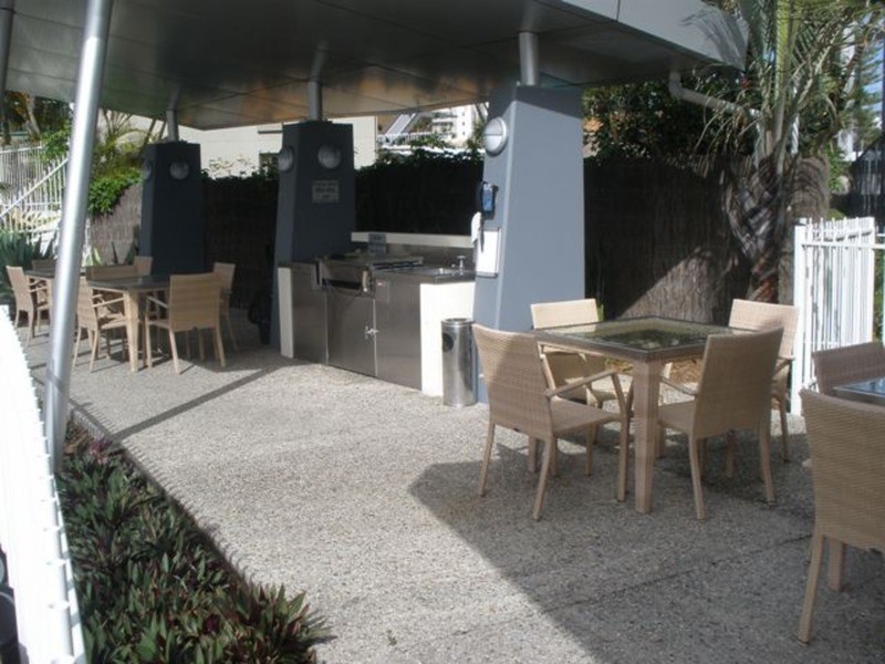 “Wings” 18 Fern Street, Surfers Paradise QLD 4217