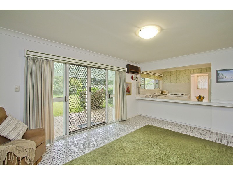 89 Amalfi Drive, Isle Of Capri QLD 4217