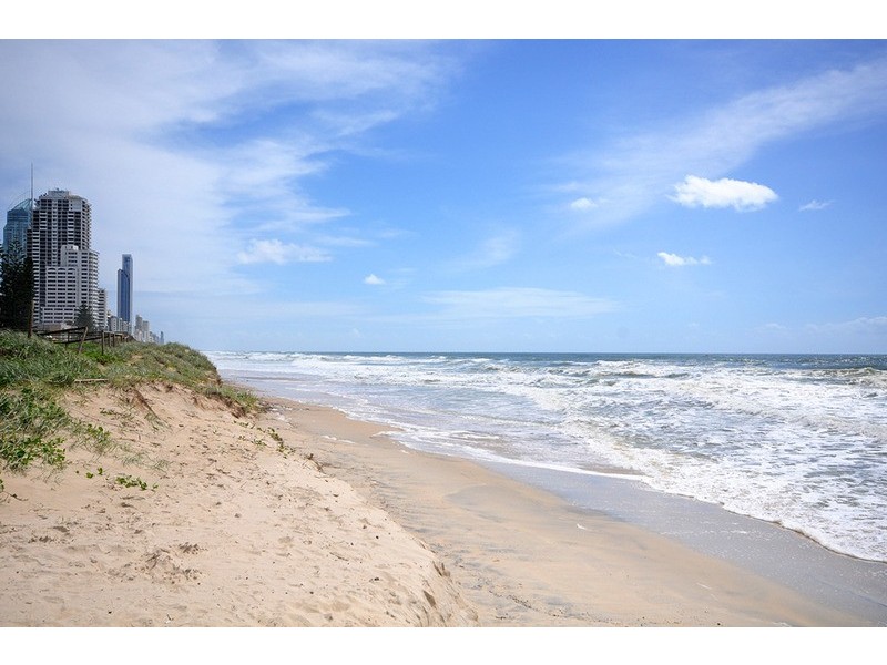 47 Britannia Avenue, Broadbeach QLD 4218