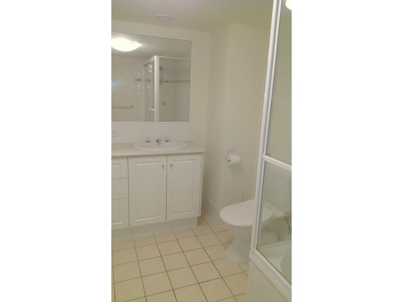 27  Walton  Street, Southport QLD 4215