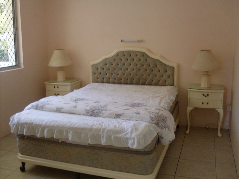 8/12-14 hamilton Avenue, Surfers Paradise QLD 4217