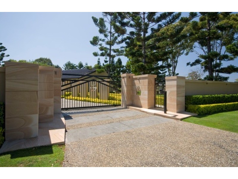 Carrara QLD 4211