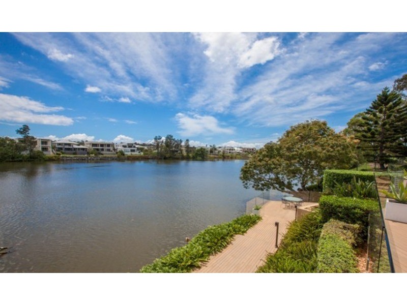 Carrara QLD 4211