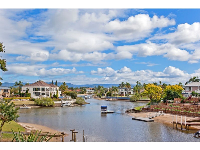 30 Blair Athol Crescent, Sorrento QLD 4217