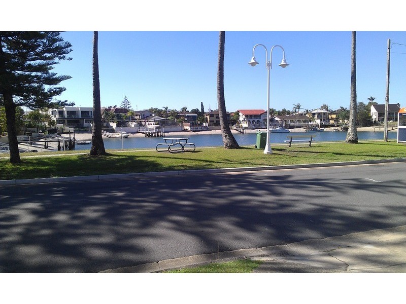 7/5 Watson Esplanade, Surfers Paradise QLD 4217