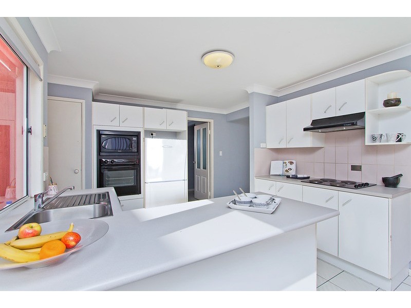 29 Amalfi Drive, Isle Of Capri QLD 4217