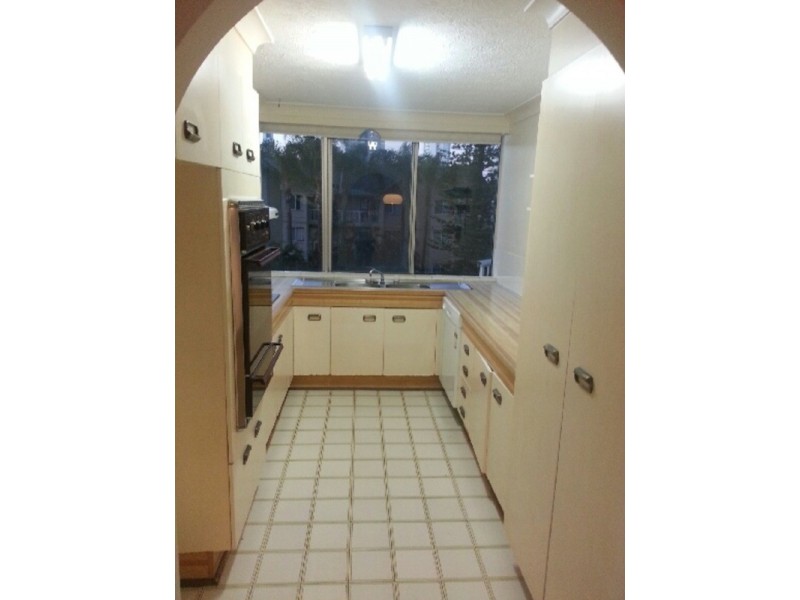 8/220 Surf Parade, Surfers Paradise QLD 4217