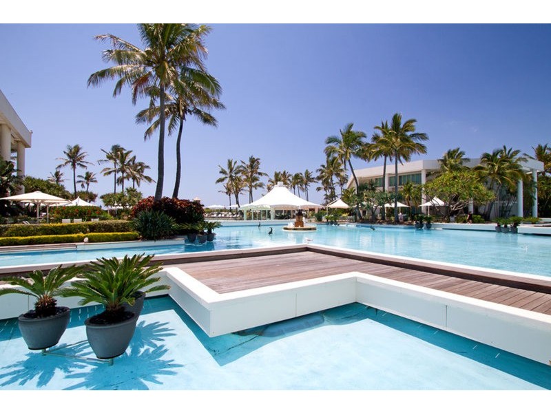 Villa 39/Sheraton Mirage Seaworld  Drive, Main Beach QLD 4217