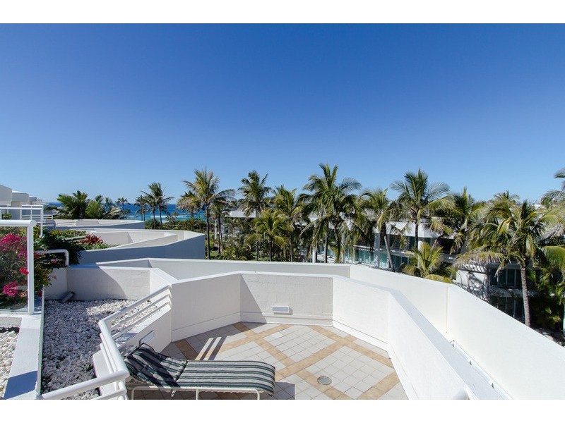 Villa 39/Sheraton Mirage Seaworld  Drive, Main Beach QLD 4217