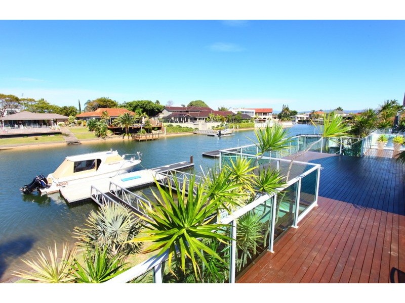 14 Boomerang Crescent, Sorrento QLD 4217