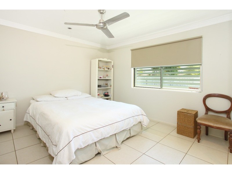 14 Boomerang Crescent, Sorrento QLD 4217