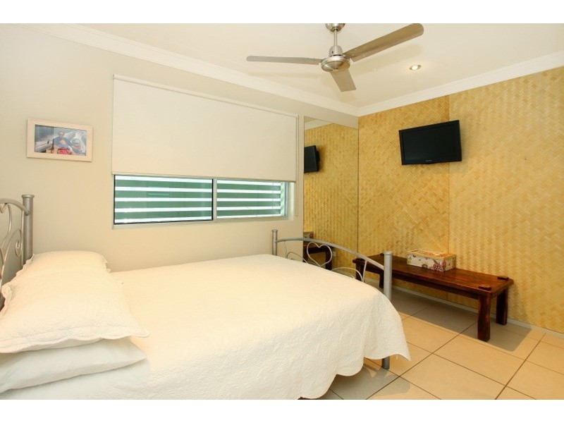 14 Boomerang Crescent, Sorrento QLD 4217