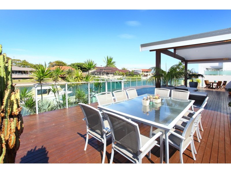 14 Boomerang Crescent, Sorrento QLD 4217