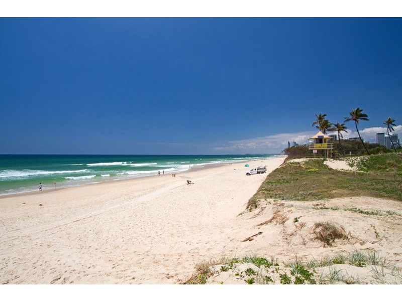 Villa 3/Sheraton Mirage Seaworld  Drive, Main Beach QLD 4217