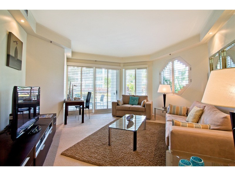 Villa 3/Sheraton Mirage Seaworld  Drive, Main Beach QLD 4217