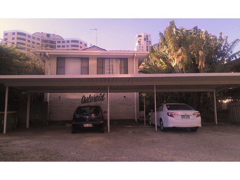 3/21 Cronin  Avenue, Main Beach QLD 4217