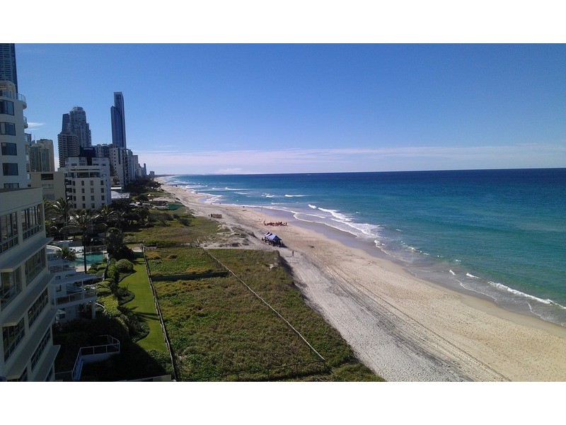 3 Garfield  Terrace, Surfers Paradise QLD 4217