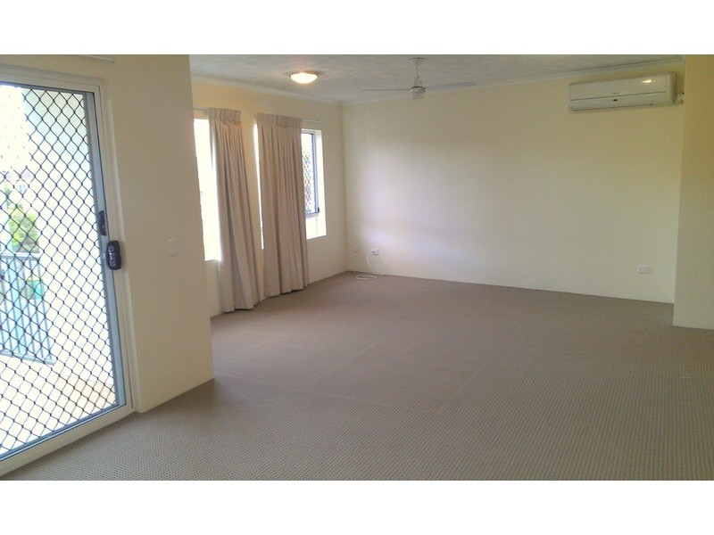 4 Proud Street, Labrador QLD 4215