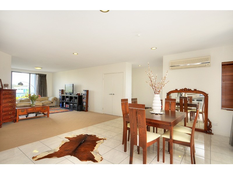 43 Anembo Street, Surfers Paradise QLD 4217