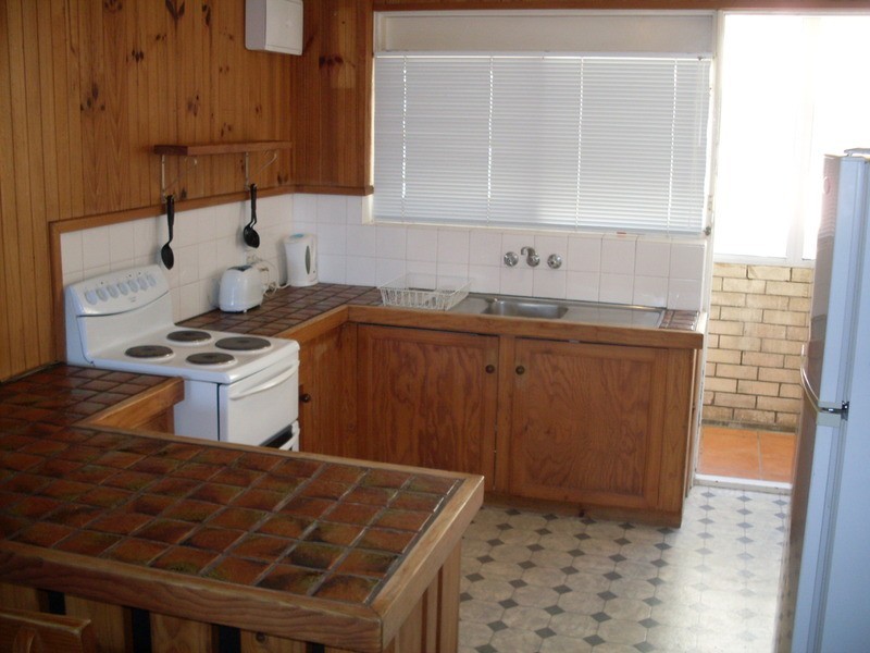 136 Old Burleigh  Road, Broadbeach QLD 4218