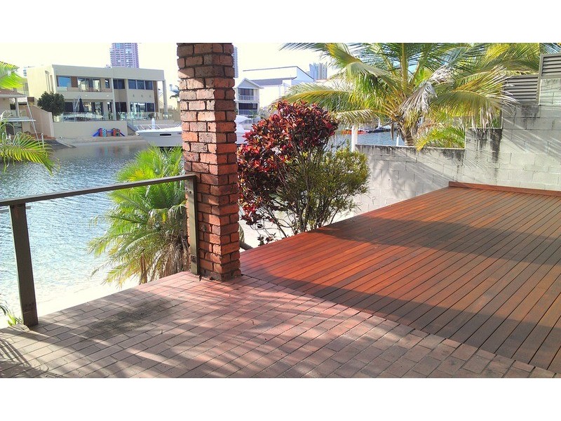 98 Commodore  Drive, Paradise Waters QLD 4217