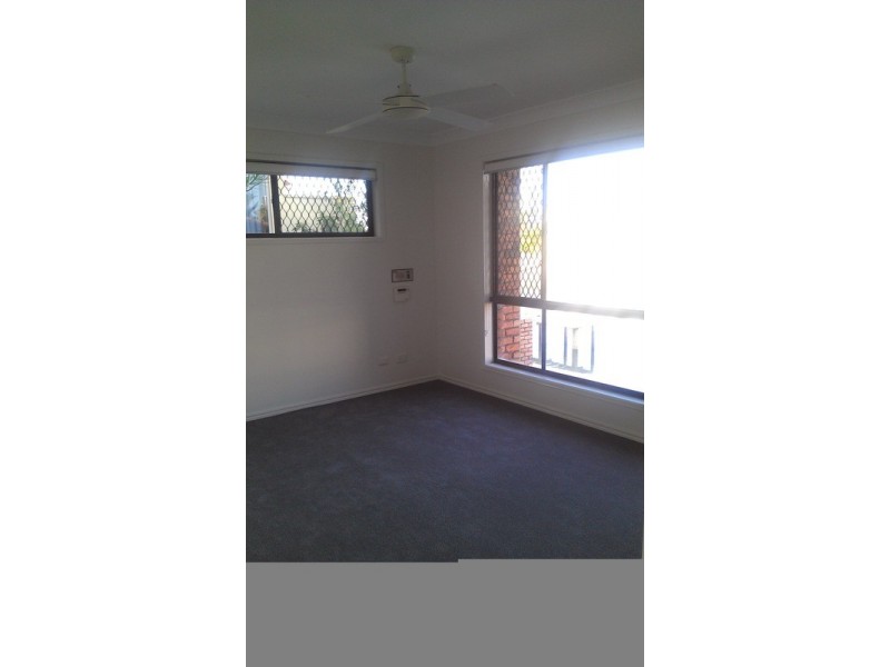 98 Commodore  Drive, Paradise Waters QLD 4217