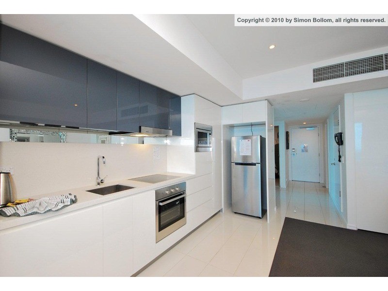 HILTON RESIDENCES Surfers Paradise Boulevard, Surfers Paradise QLD 4217