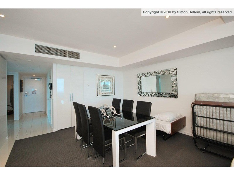 HILTON RESIDENCES Surfers Paradise Boulevard, Surfers Paradise QLD 4217
