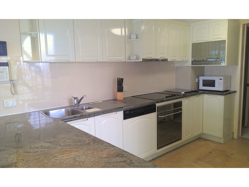 32A Sunset Boulevard, Surfers Paradise QLD 4217