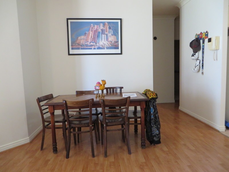 7 Elkhorn Avenue, Surfers Paradise QLD 4217