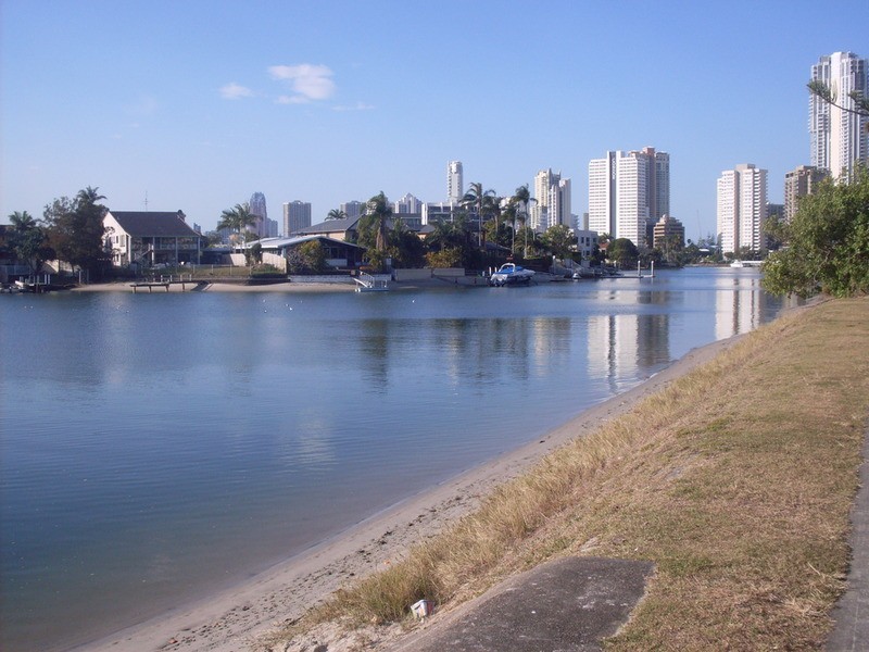 8/5 Watson Esplanade, Surfers Paradise QLD 4217