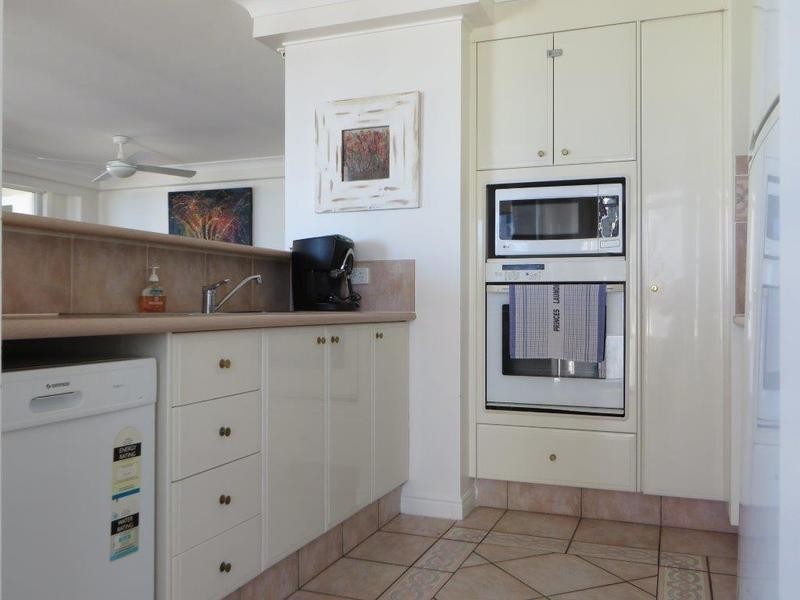 “The Moroccan” 11 Elkhorn Avenue, Surfers Paradise QLD 4217