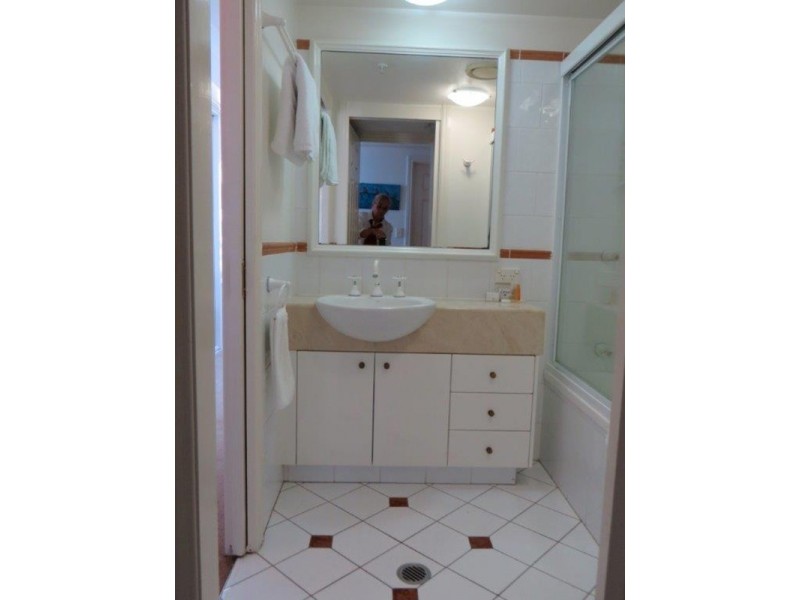 “The Moroccan” 11 Elkhorn Avenue, Surfers Paradise QLD 4217