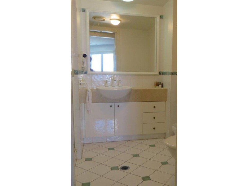 “The Moroccan” 11 Elkhorn Avenue, Surfers Paradise QLD 4217