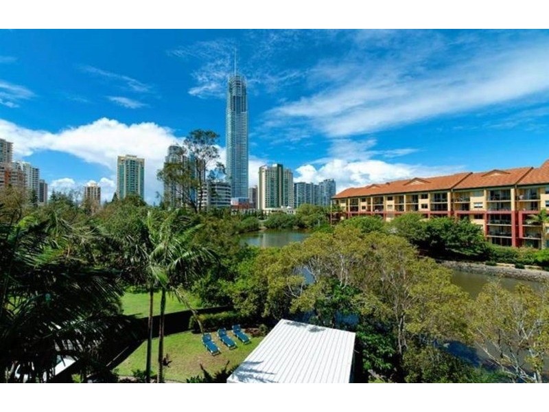 307/70 Remembrance Drive, Surfers Paradise QLD 4217