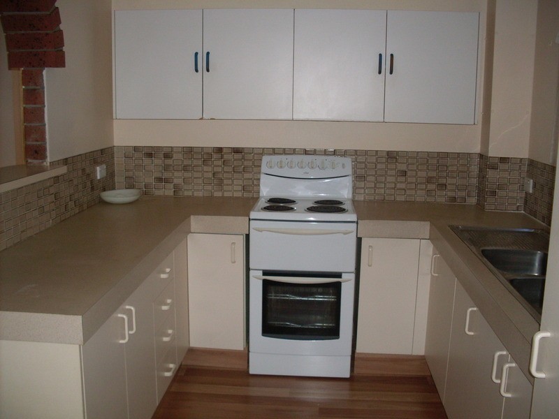 10 Aquila Court, Mermaid Waters QLD 4218